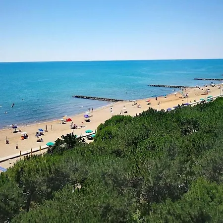 Appartamento Base For Your Vacation